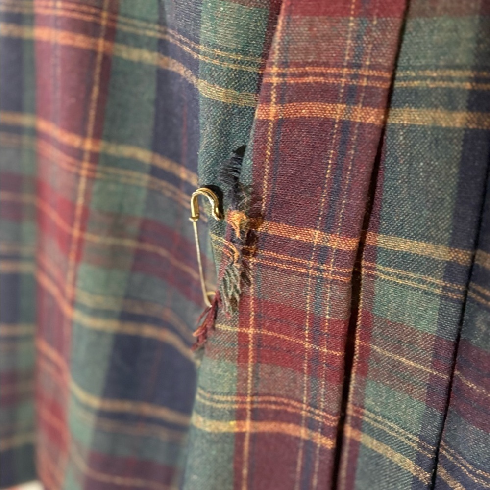 Vintage Plaid Pleated Skirt/ Kilt - Picture 3 of 9